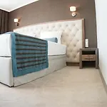 Cherno 4* Варна