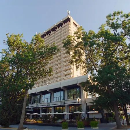 Cherno Hotel 4*