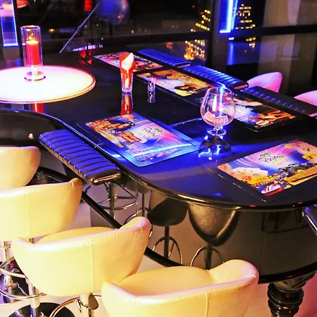 Хотел Cherno Варна